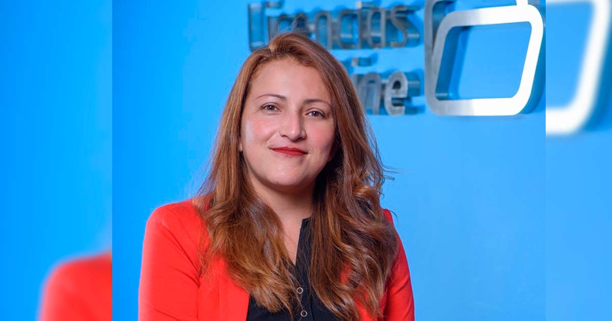 Johana Arias G., Sales Engineer en Licencias OnLine